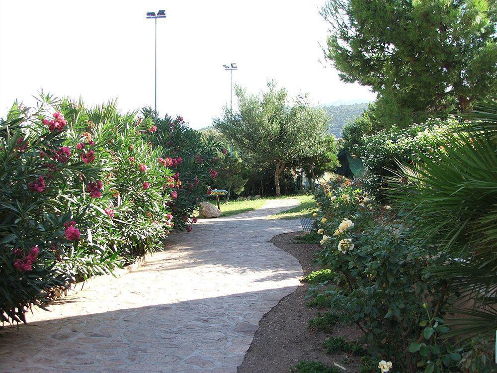Hotel Parco Blu Cala Gonone Exterior foto