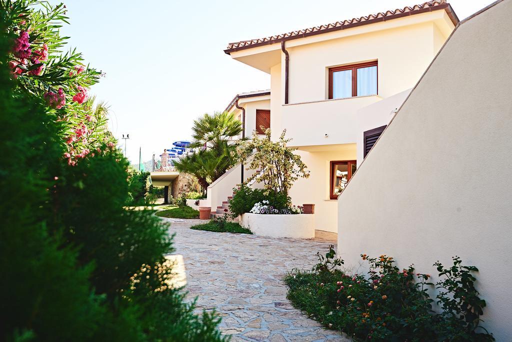 Hotel Parco Blu Cala Gonone Exterior foto