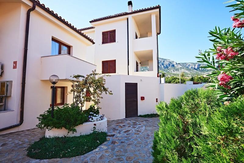 Hotel Parco Blu Cala Gonone Exterior foto